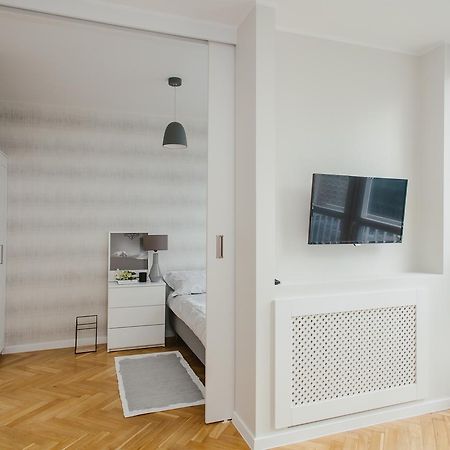 Shortstaypoland Grzybowska Warsaw Exterior photo