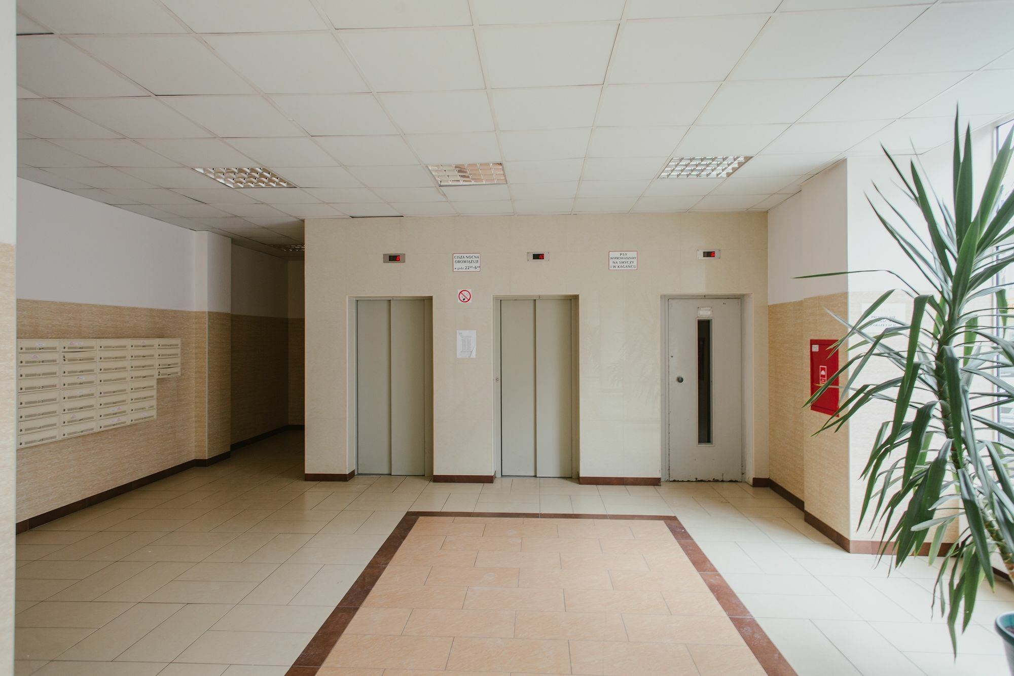Shortstaypoland Grzybowska Warsaw Exterior photo